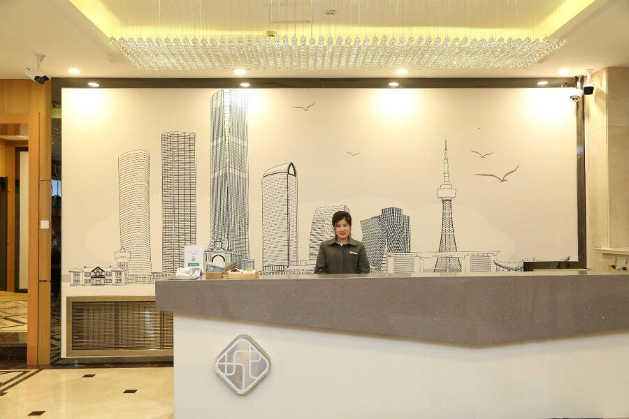 Chonpines Hotel Changchun Exterior photo